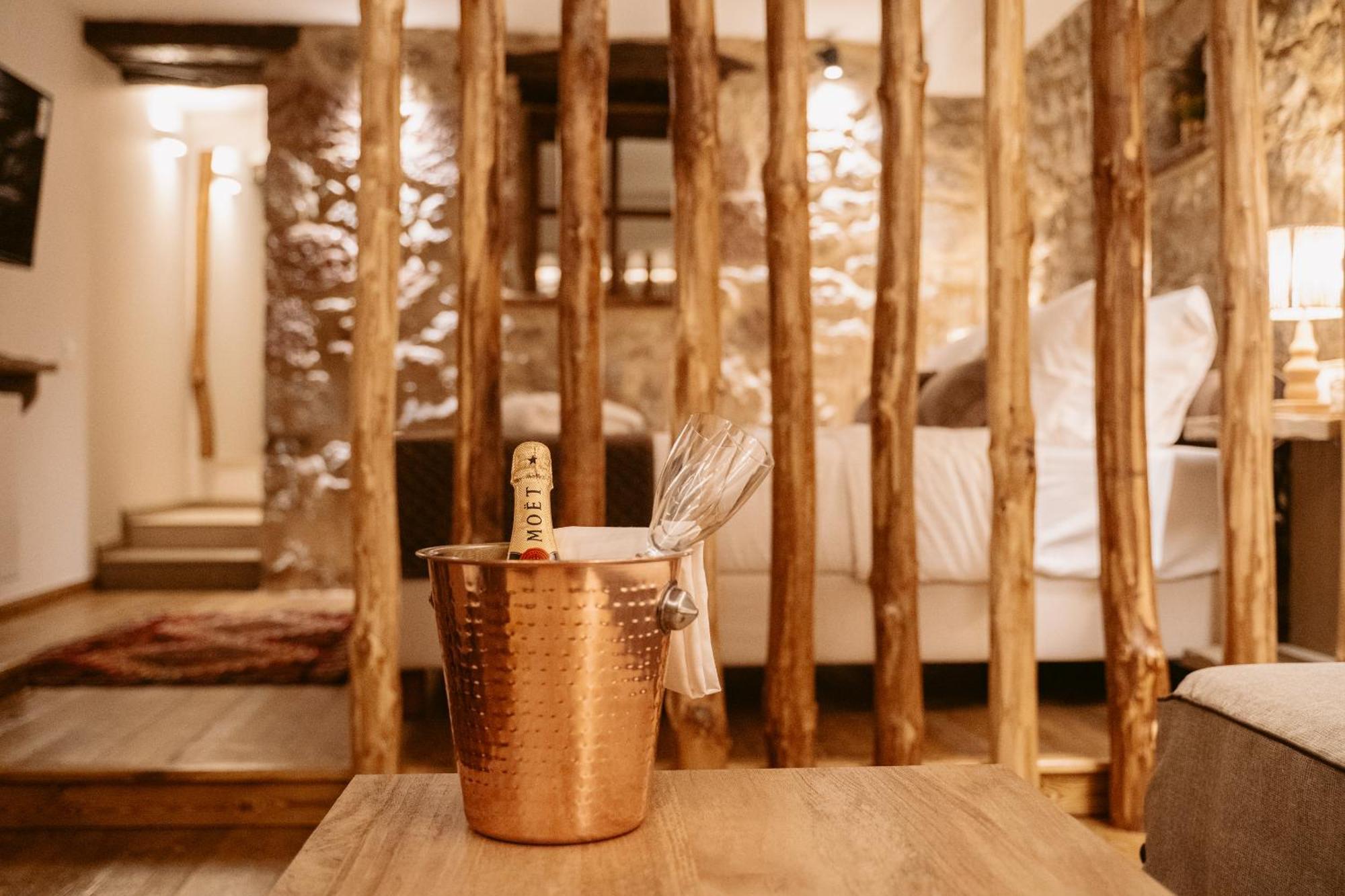 Afanos Guesthouse Arachova Rum bild
