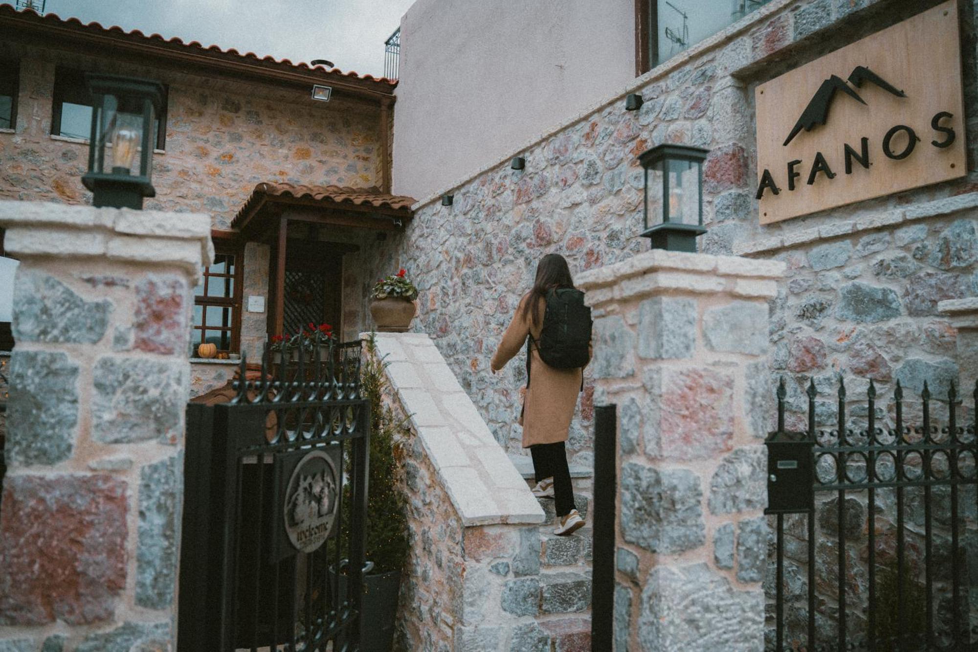 Afanos Guesthouse Arachova Exteriör bild